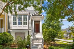 2621 Townsend Place photo 4