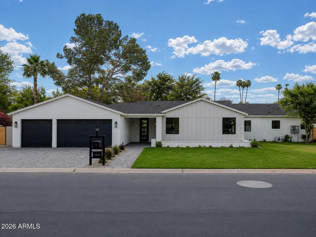7827 N 3RD Street, Phoenix, AZ 85020