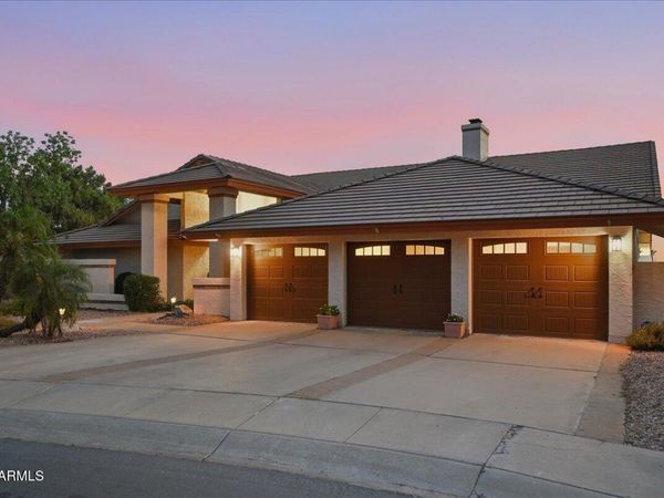 15814 N 12TH Street, Phoenix, AZ 85022