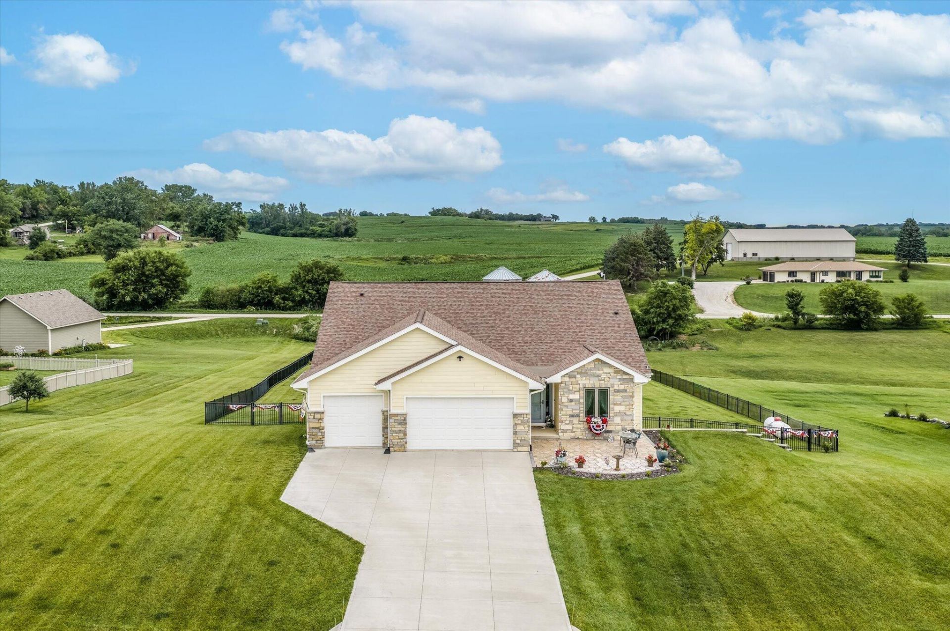2459 Mulligan Trail Trail, Logan, IA 51546 Main Photo