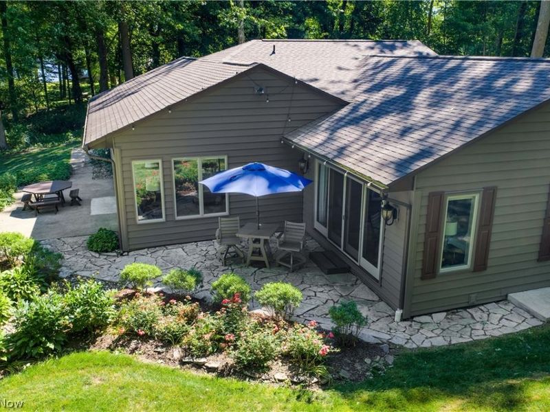 8745 Locust Street SW, Sherrodsville, OH 44675 Photo 24