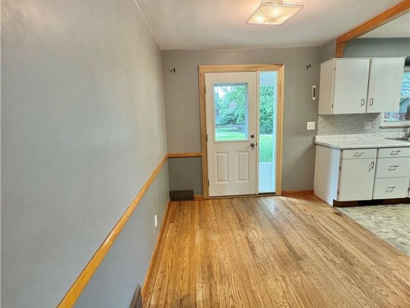 518 Vince Avenue NW, Canton, OH 44708 Photo 5