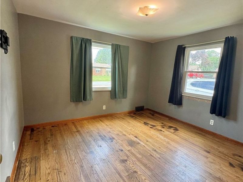 518 Vince Avenue NW, Canton, OH 44708 Photo 8