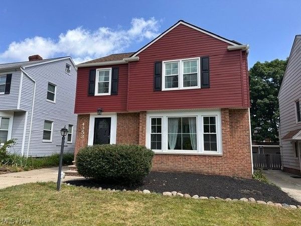 4353 Groveland Road , University Heights, OH 44118