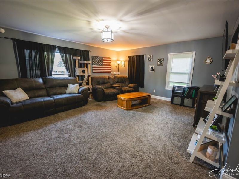 205 52nd Street SW, Canton, OH 44706 Photo 3