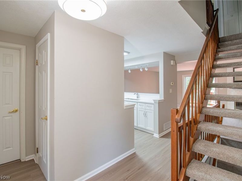 3765 Lake Run Boulevard, Stow, OH 44224 Photo 3