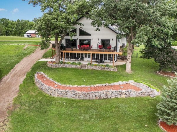 25162 729th Avenue, Dassel, MN 55325