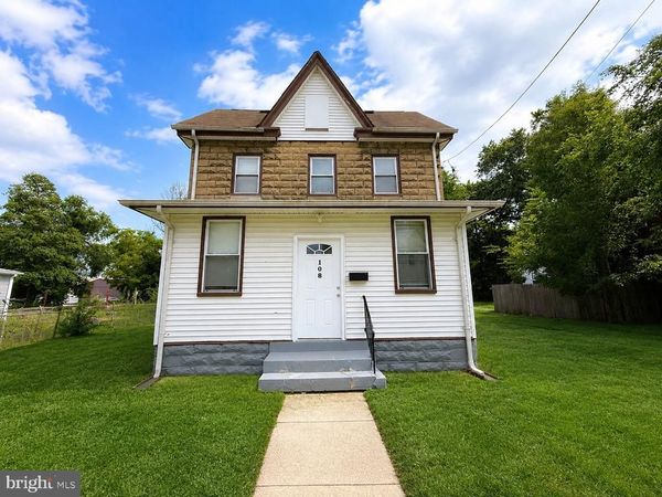 108 W BUCK STREET, PAULSBORO, NJ 08066