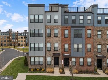 44481 WOLFHOUND SQUARE , ASHBURN, VA 20147