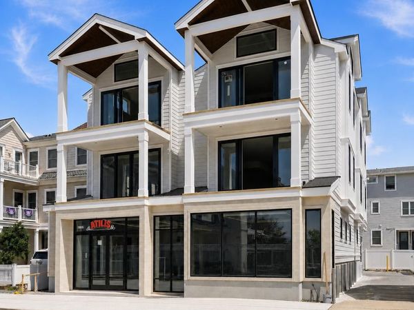 4411 LANDIS AVENUE, Unit 301, SEA ISLE CITY, NJ 08243