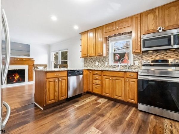 541 Green Pond Rd, Rockaway, NJ 07866