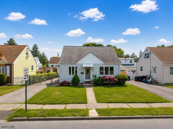 711 Bloomfield Ave, Clifton, NJ 07012