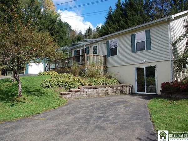 2656 1/2 Horton Road , Jamestown, NY 14701