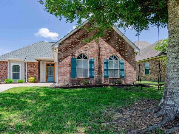 12258 River Highlands Drive, St Amant, LA 70774