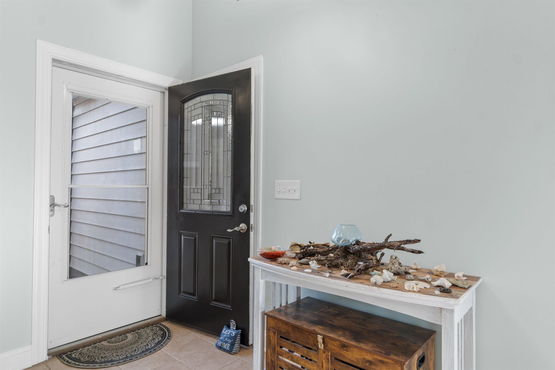 327 William St. Photo 4