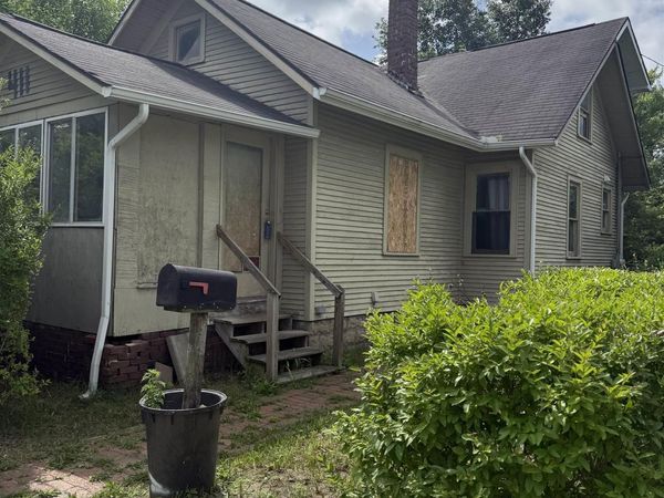 411 Middlebury Street, Elkhart, IN 46514
