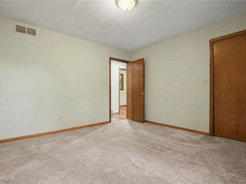 482 Junior Avenue, Akron, OH 44312 Photo 26