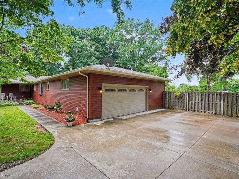482 Junior Avenue, Akron, OH 44312 Photo 6