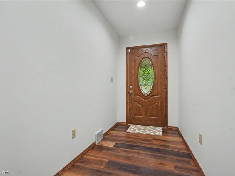 482 Junior Avenue, Akron, OH 44312 Photo 7