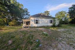 17564 Newberry Road  photo 4