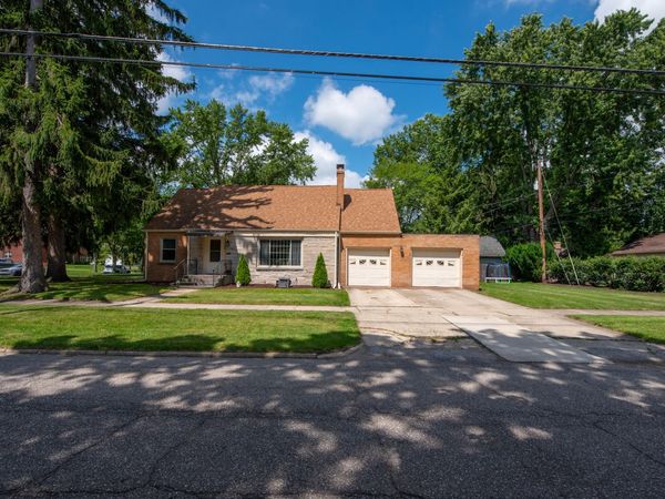 2509 Oak Street , Michigan City, IN 46360
