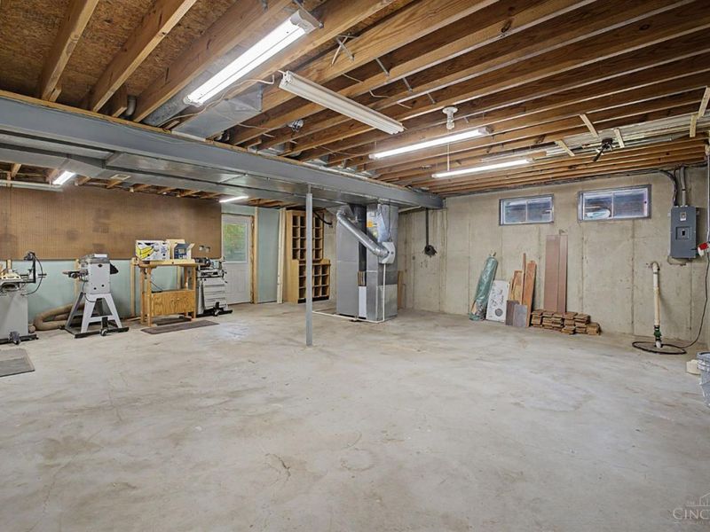 8295 Beckett Station Drive, West Chester, OH 45069 Photo 38