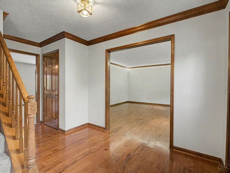 8295 Beckett Station Drive, West Chester, OH 45069 Photo 5