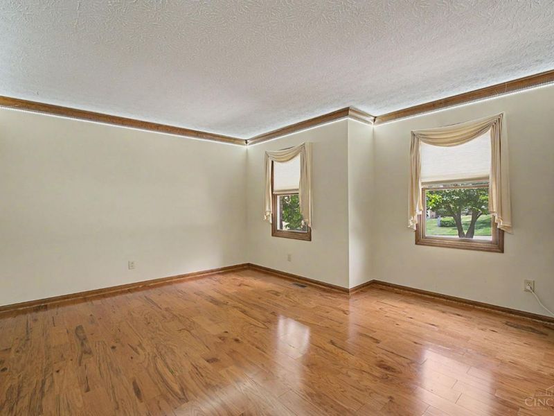 8295 Beckett Station Drive, West Chester, OH 45069 Photo 7