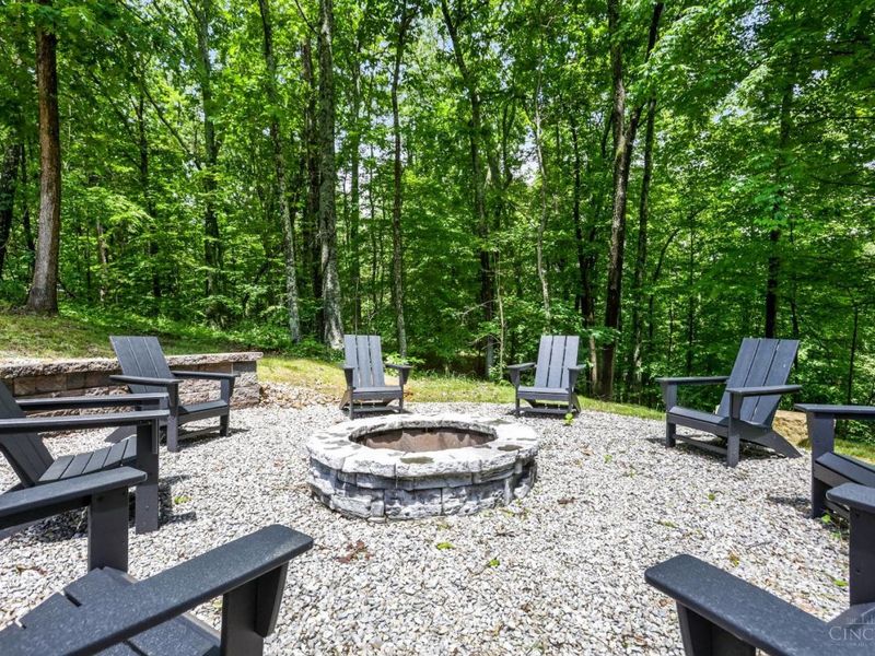 25089 Chapel Ridge Road, Benton Twp, OH 43152 Photo 5