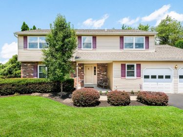 4 AUDREY LANE, PERKASIE, PA 18944