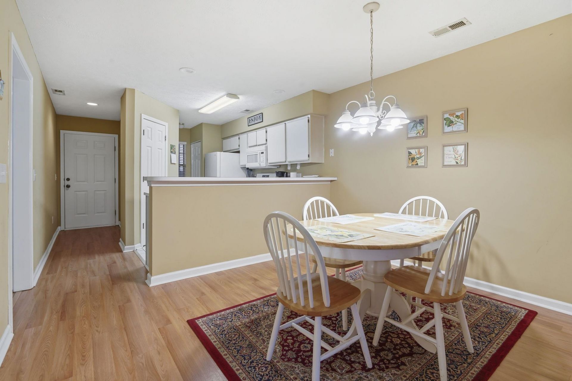 366 Pinehurst Ln. Photo 21