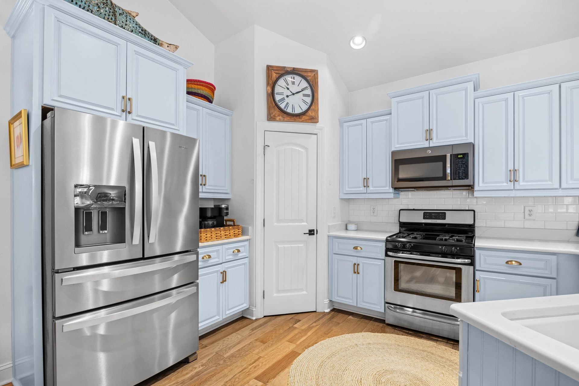 48 Cottage Dr.  Photo 18