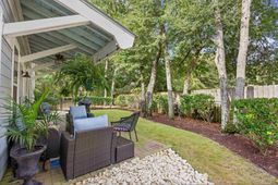48 Cottage Dr.  photo 4