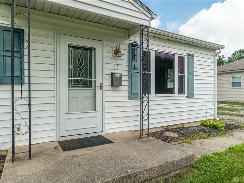 47 Kiser Drive, Tipp City, OH 45371 Photo 3