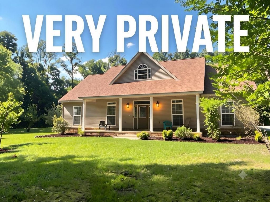1408 Shady Grove Rd Russellville, AL 35653