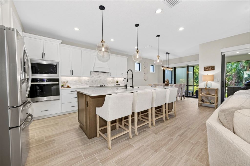 3862 White Alder Way, Vero Beach, FL 32967 Photo
