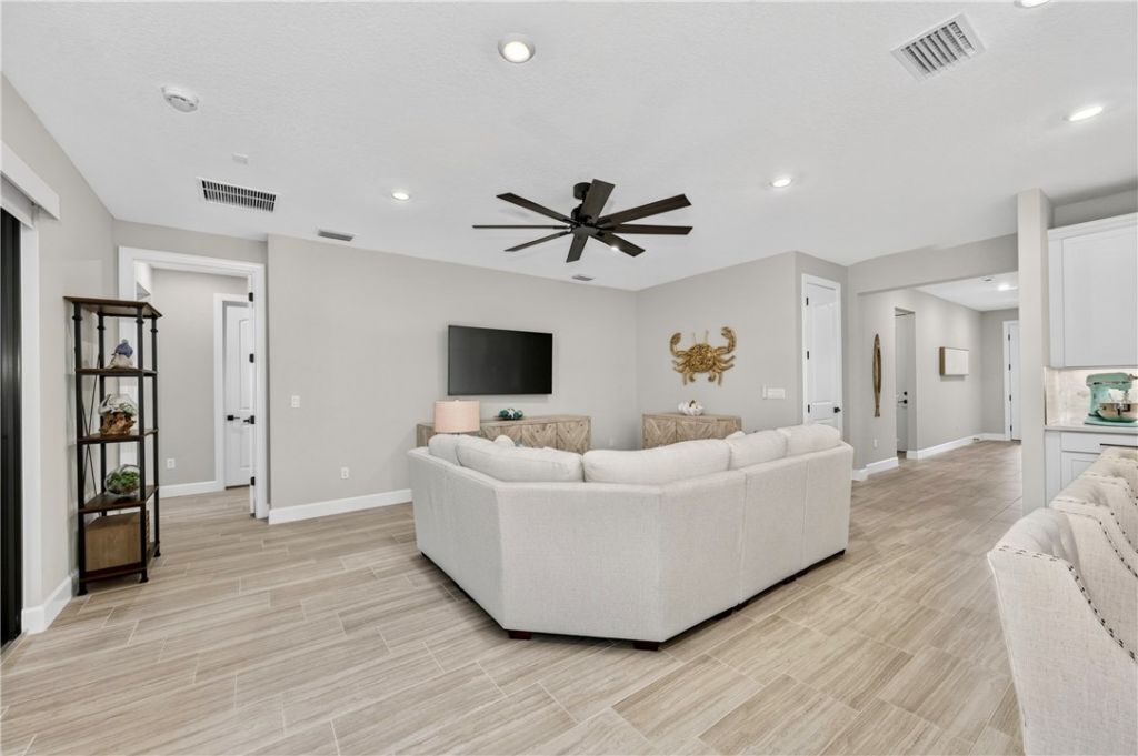 3862 White Alder Way, Vero Beach, FL 32967 Photo