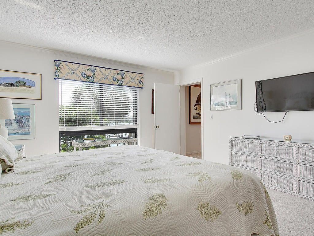 1880 Bay Road, Unit 220-I, Vero Beach, FL 32963 Photo