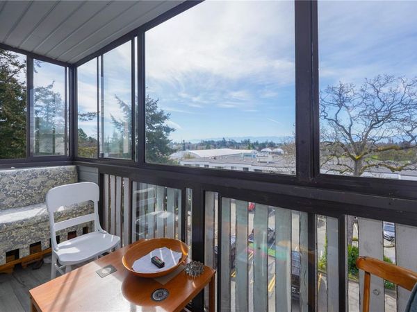 614 Fernhill Pl , Unit #404, Esquimalt, BC V9A 4Z1
