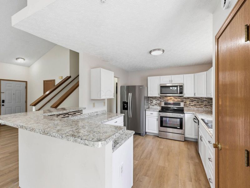 6369 Brice Dale Drive, Canal Winchester, OH 43110 Photo 4