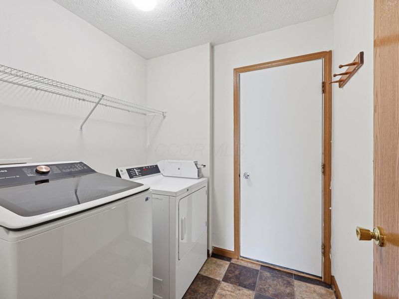 6369 Brice Dale Drive, Canal Winchester, OH 43110 Photo 6