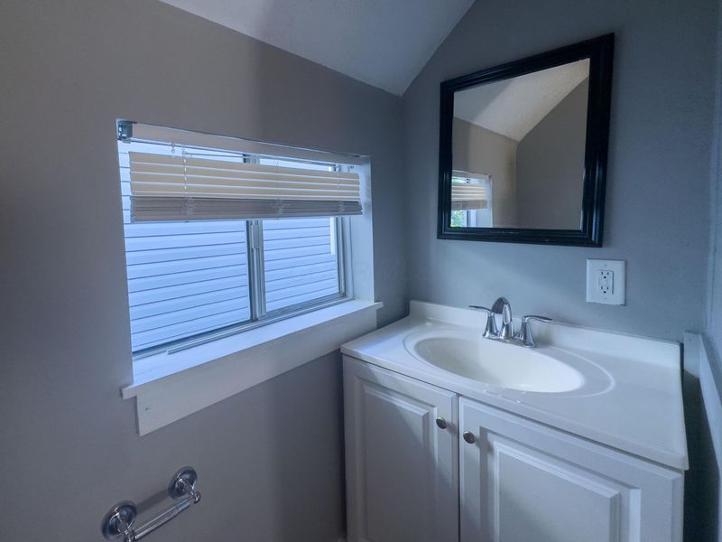 1120 E Kossuth Street, Columbus, OH 43206 Photo 24