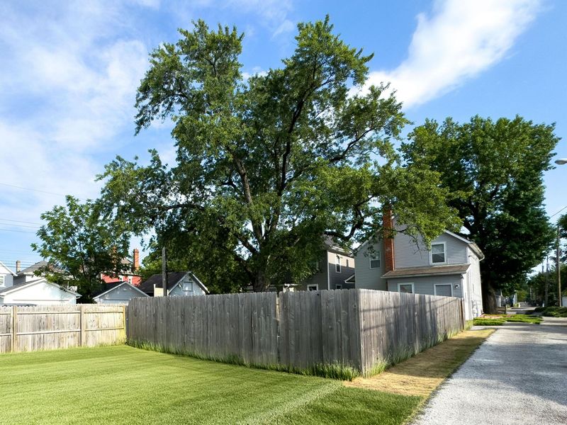 1120 E Kossuth Street, Columbus, OH 43206 Photo 27