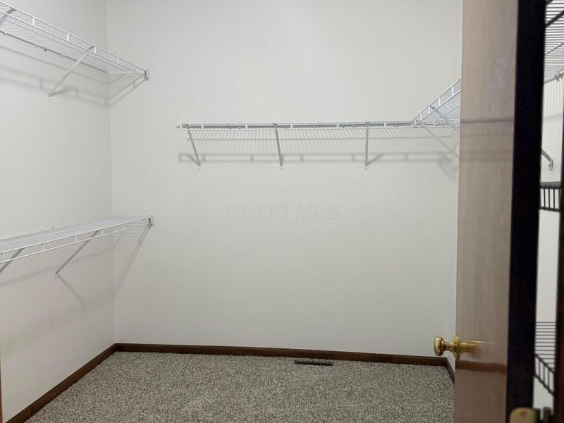 7861 Narrow Leaf Drive , Blacklick, OH 43004 Photo 23