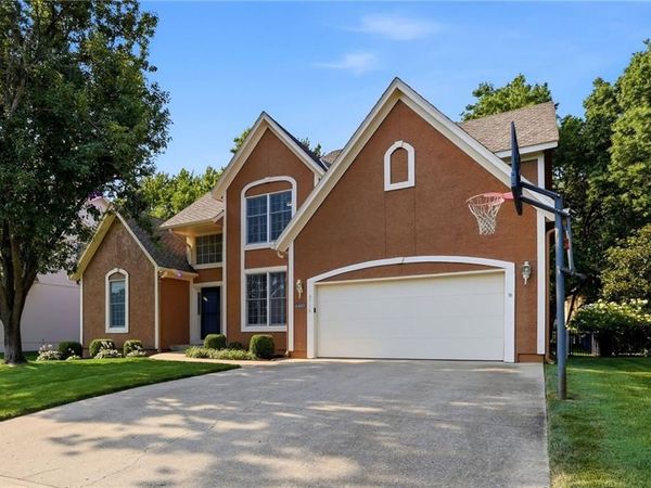 4714 W 139th Terrace, Overland Park, KS 66224