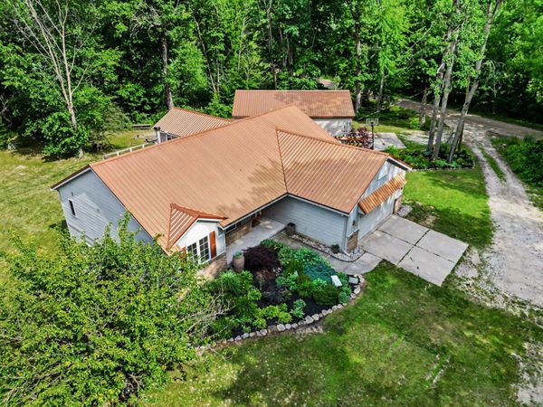 3155 11 Mile Road NE, Rockford, MI 49341