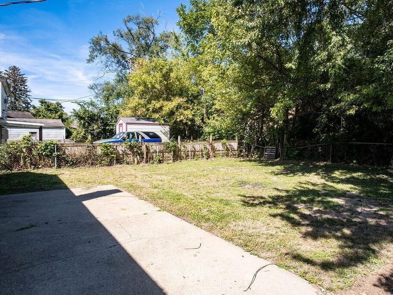 2324 Agler Road , Columbus, OH 43224 Photo 3