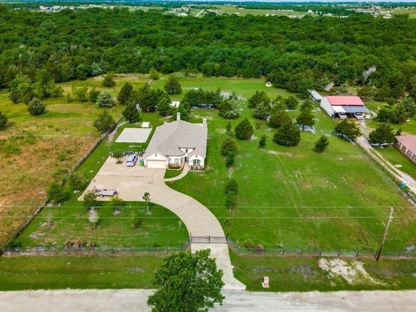 1953 S Sky Meadows Drive, Caddo Mills, TX 75135