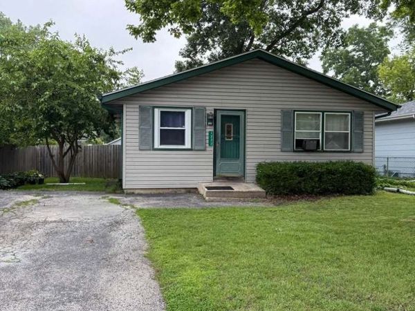 1222 Park Avenue , Winthrop Harbor, IL 60096