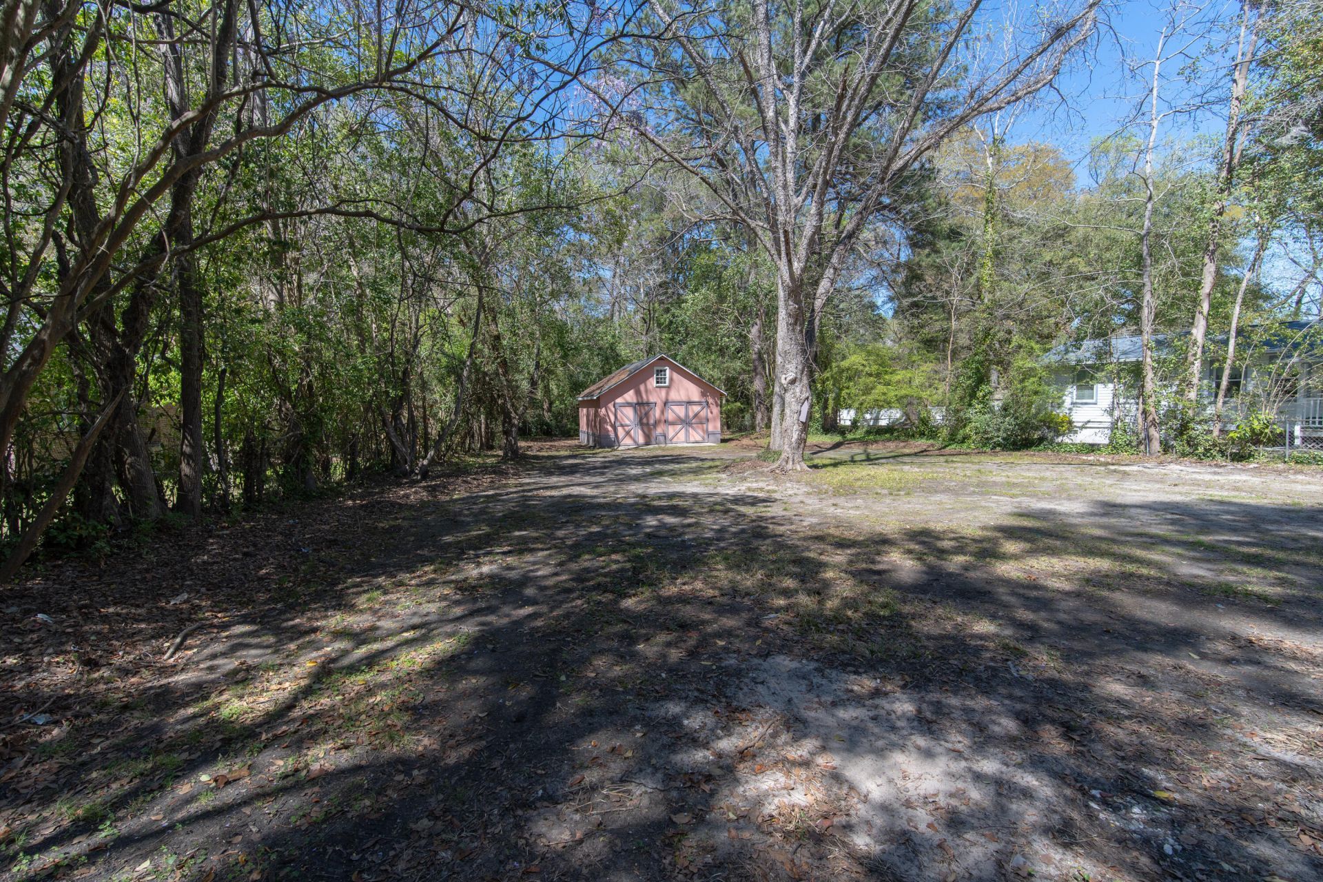 708 S Laurel Street Photo 15